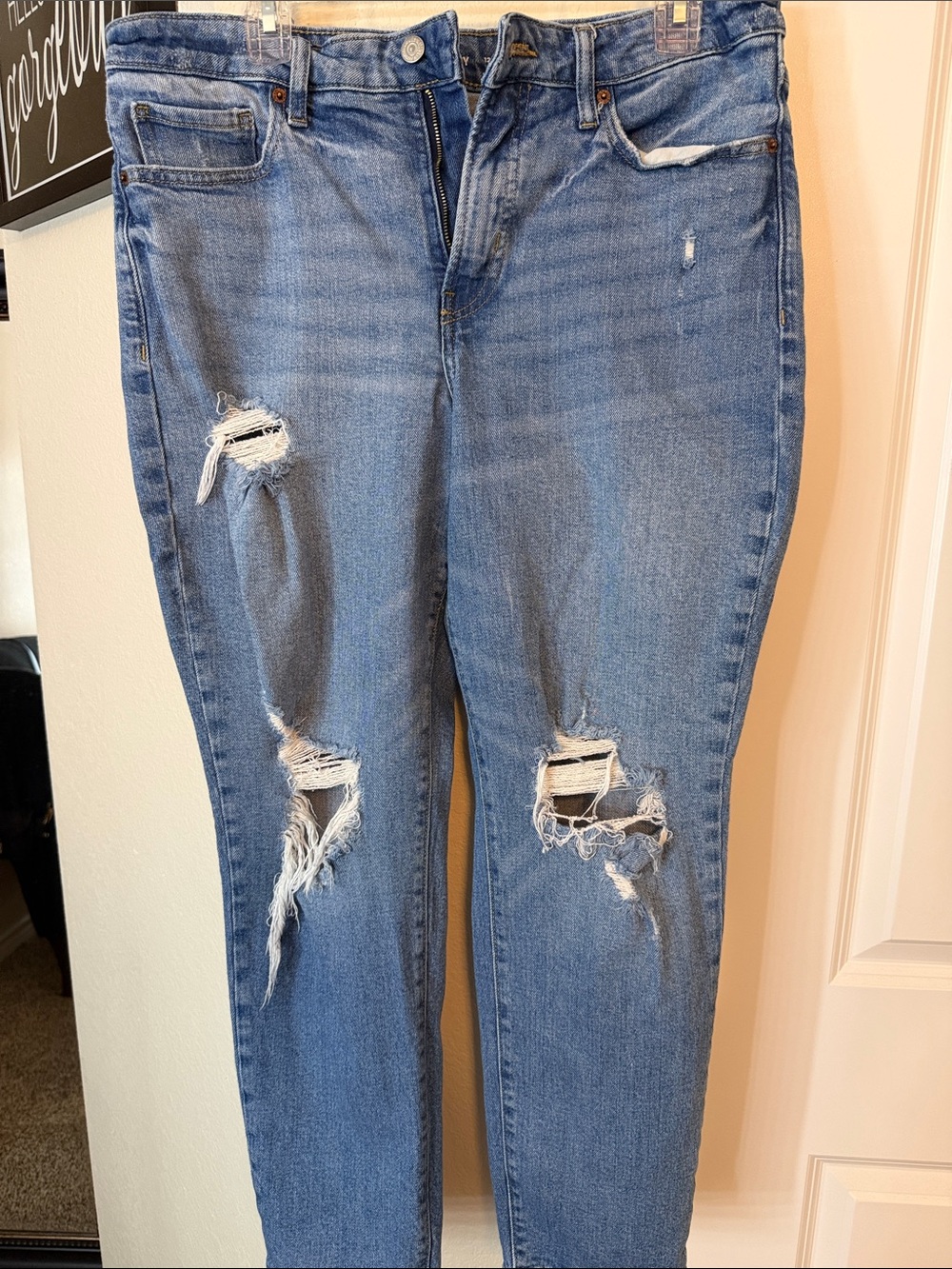 Old Navy Light Blue Distressed Straight Leg Jeans